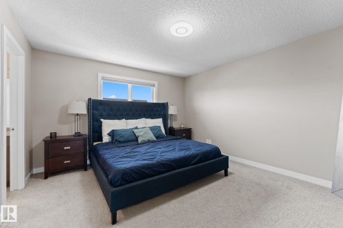 8005 Evans Crescent, Edmonton, AB 