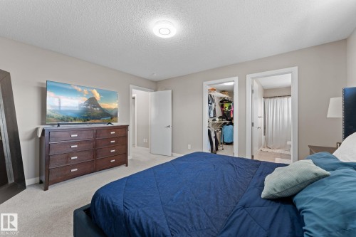 8005 Evans Crescent, Edmonton, AB 