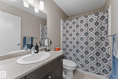8005 Evans Crescent, Edmonton, AB 