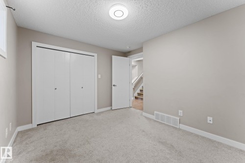 8005 Evans Crescent, Edmonton, AB 