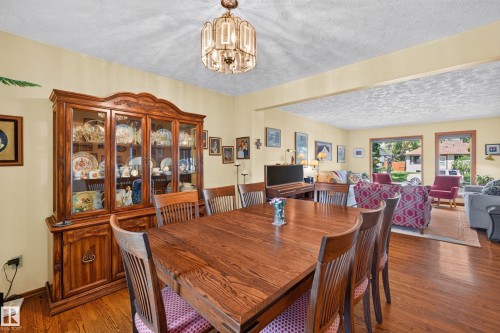 11331 75 Avenue, Edmonton, AB 