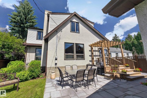 11331 75 Avenue, Edmonton, AB 