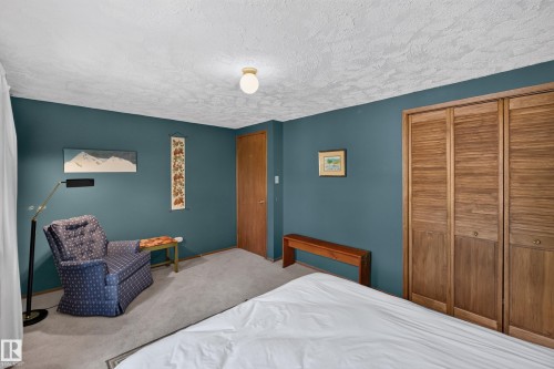 11331 75 Avenue, Edmonton, AB 