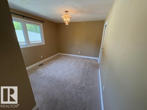 18 Flint Crescent, St. Albert, AB - Indoor Photo Showing Other Room