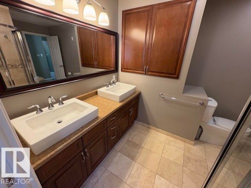 18 Flint Crescent, St. Albert, AB - Indoor Photo Showing Bathroom