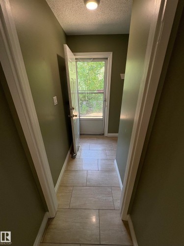 18 Flint Crescent, St. Albert, AB - Indoor Photo Showing Other Room