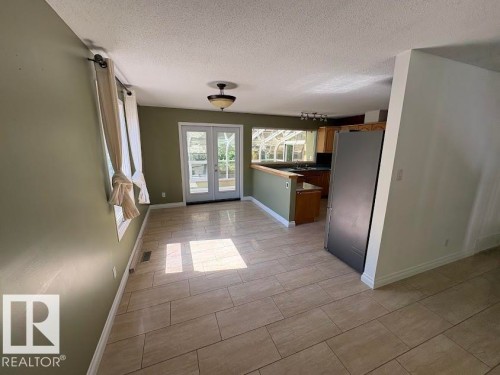 18 Flint Crescent, St. Albert, AB - Indoor Photo Showing Other Room