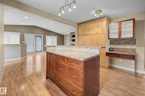9402 153 Street Nw, Edmonton, AB 