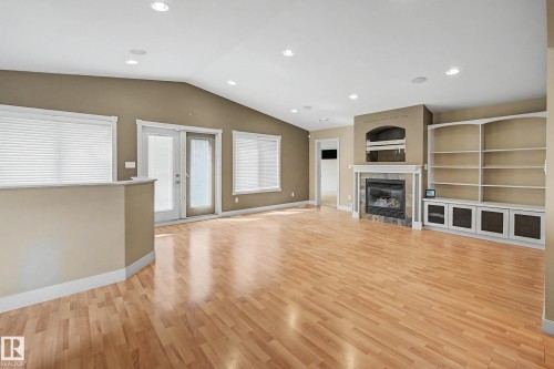 9402 153 Street Nw, Edmonton, AB 