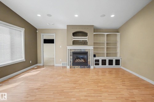 9402 153 Street Nw, Edmonton, AB 