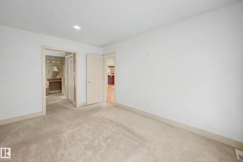 9402 153 Street Nw, Edmonton, AB 
