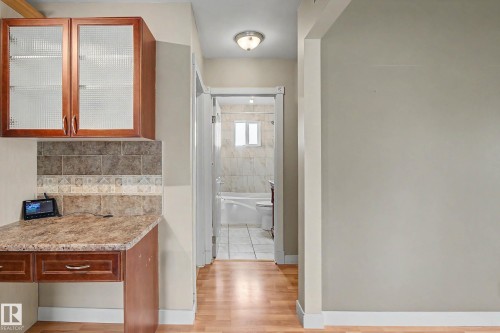 9402 153 Street Nw, Edmonton, AB 
