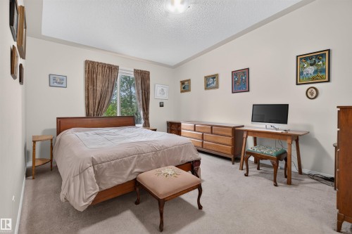 109 Falconer Crest, Edmonton, AB 