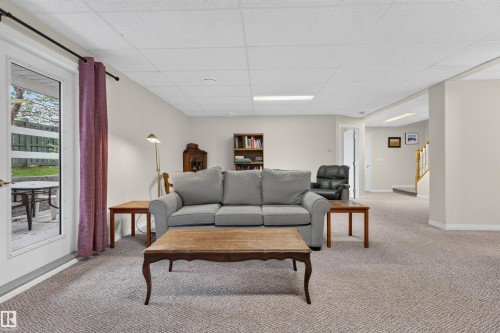 109 Falconer Crest, Edmonton, AB 