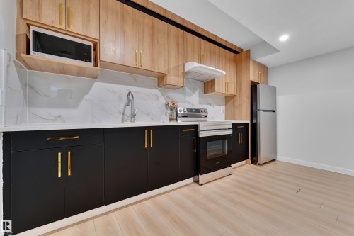 2268 Chokecherry Close, Edmonton, AB 