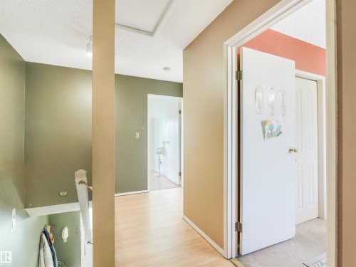 10488 28A Avenue, Edmonton, AB 
