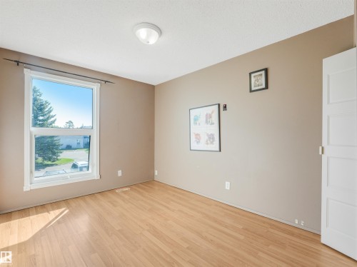 10488 28A Avenue, Edmonton, AB 