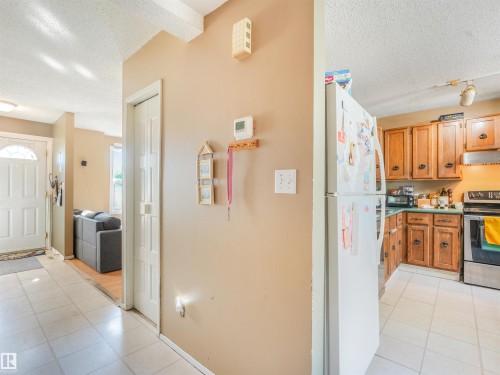 10488 28A Avenue, Edmonton, AB 
