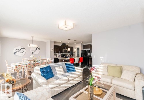 5883 Anthony Crescent Sw, Edmonton, AB 