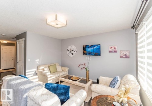 5883 Anthony Crescent Sw, Edmonton, AB 