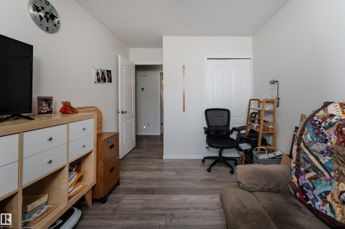 2 1650 42 Street, Edmonton, AB 