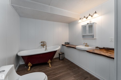 2 1650 42 Street, Edmonton, AB 