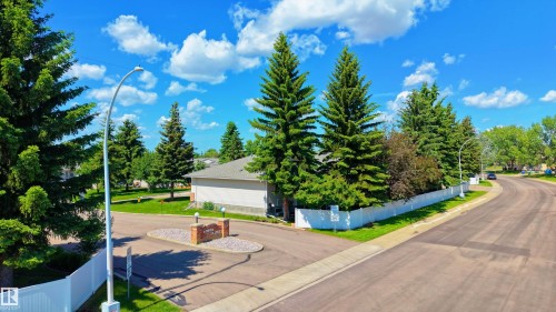 2 1650 42 Street, Edmonton, AB 