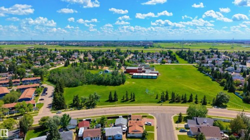 2 1650 42 Street, Edmonton, AB 