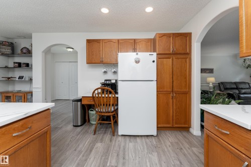 2 1650 42 Street, Edmonton, AB 