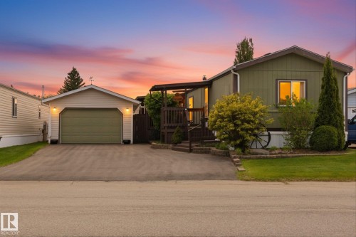 97 3400 48 Street  Stony Plain, AB T7Z 1S1