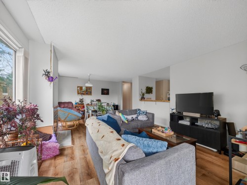 301 10816 76 Avenue, Edmonton, AB 