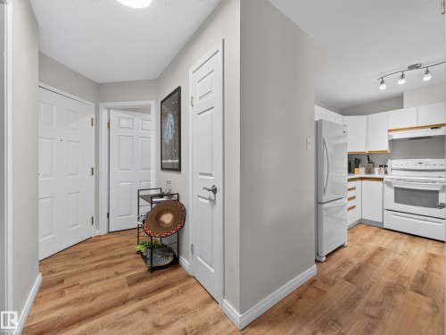 301 10816 76 Avenue, Edmonton, AB 