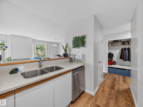 301 10816 76 Avenue, Edmonton, AB 