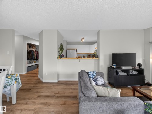 301 10816 76 Avenue, Edmonton, AB 