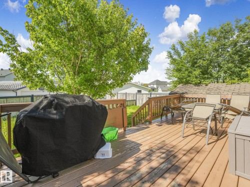 8 Craigen Court, Leduc, AB 