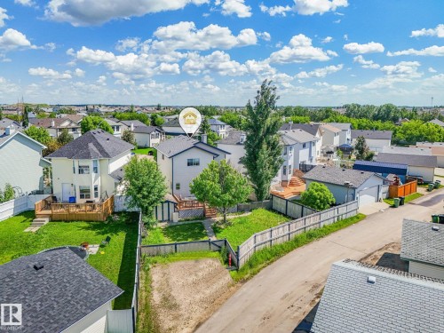 8 Craigen Court, Leduc, AB 