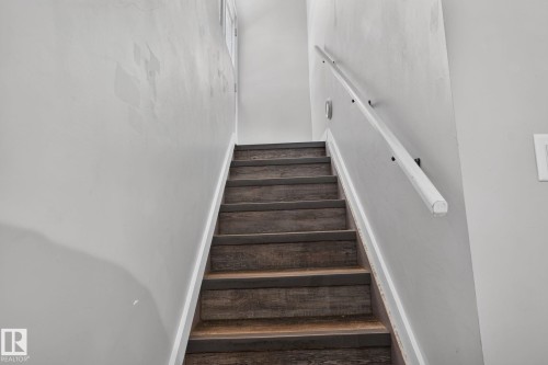 7804 136 Avenue, Edmonton, AB 