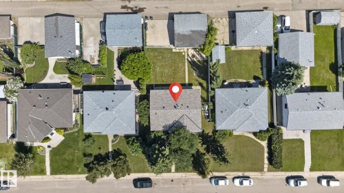 7804 136 Avenue, Edmonton, AB 