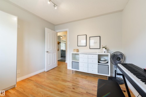 8917 162 Street, Edmonton, AB 
