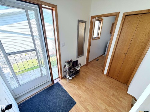 5003 57 Avenue, Stony Plain, AB 