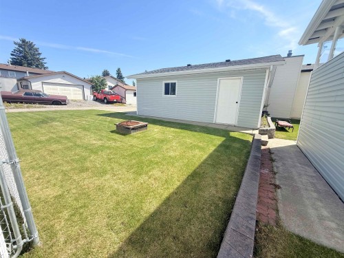 5003 57 Avenue, Stony Plain, AB 