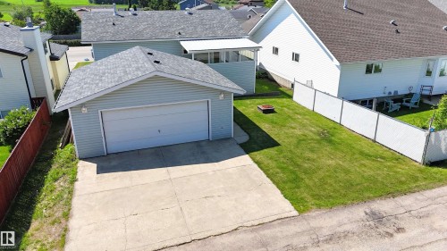 5003 57 Avenue, Stony Plain, AB 