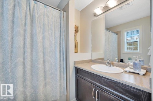 4 pce - 4865 Terwillegar Common, Edmonton, AB - Indoor Photo Showing Bathroom