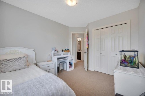 4865 Terwillegar Common, Edmonton, AB - Indoor Photo Showing Bedroom