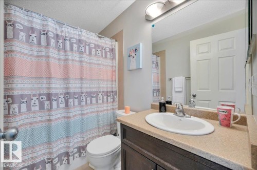 4 pce family bathroom - 4865 Terwillegar Common, Edmonton, AB - Indoor Photo Showing Bathroom