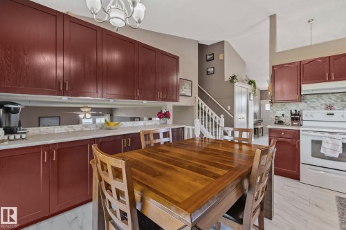 9615 175 Avenue, Edmonton, AB 