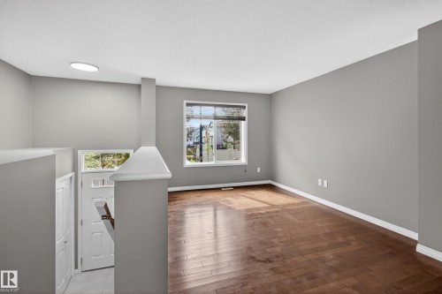 11 1140 Chappelle Boulevard, Edmonton, AB - Indoor Photo Showing Other Room