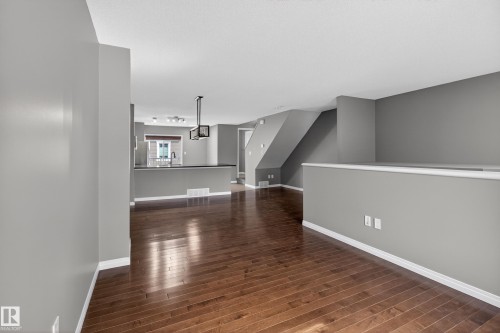 11 1140 Chappelle Boulevard, Edmonton, AB - Indoor Photo Showing Other Room