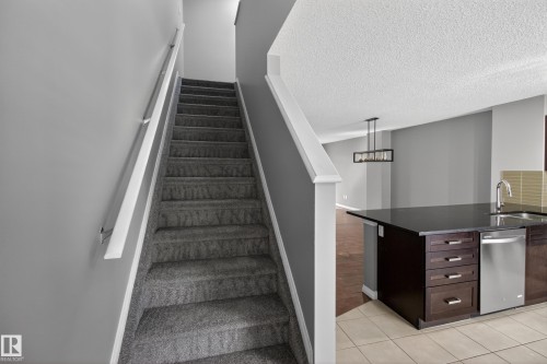 11 1140 Chappelle Boulevard, Edmonton, AB - Indoor Photo Showing Other Room