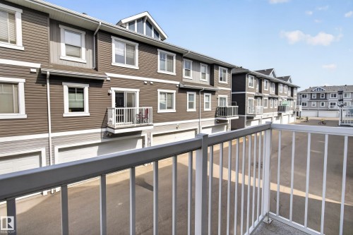 11 1140 Chappelle Boulevard, Edmonton, AB - Outdoor